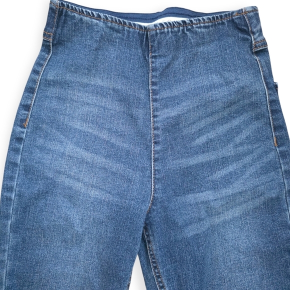 Tinseltown Hi-Rise Pull On Flares, Size 0 - Picture 9 of 10